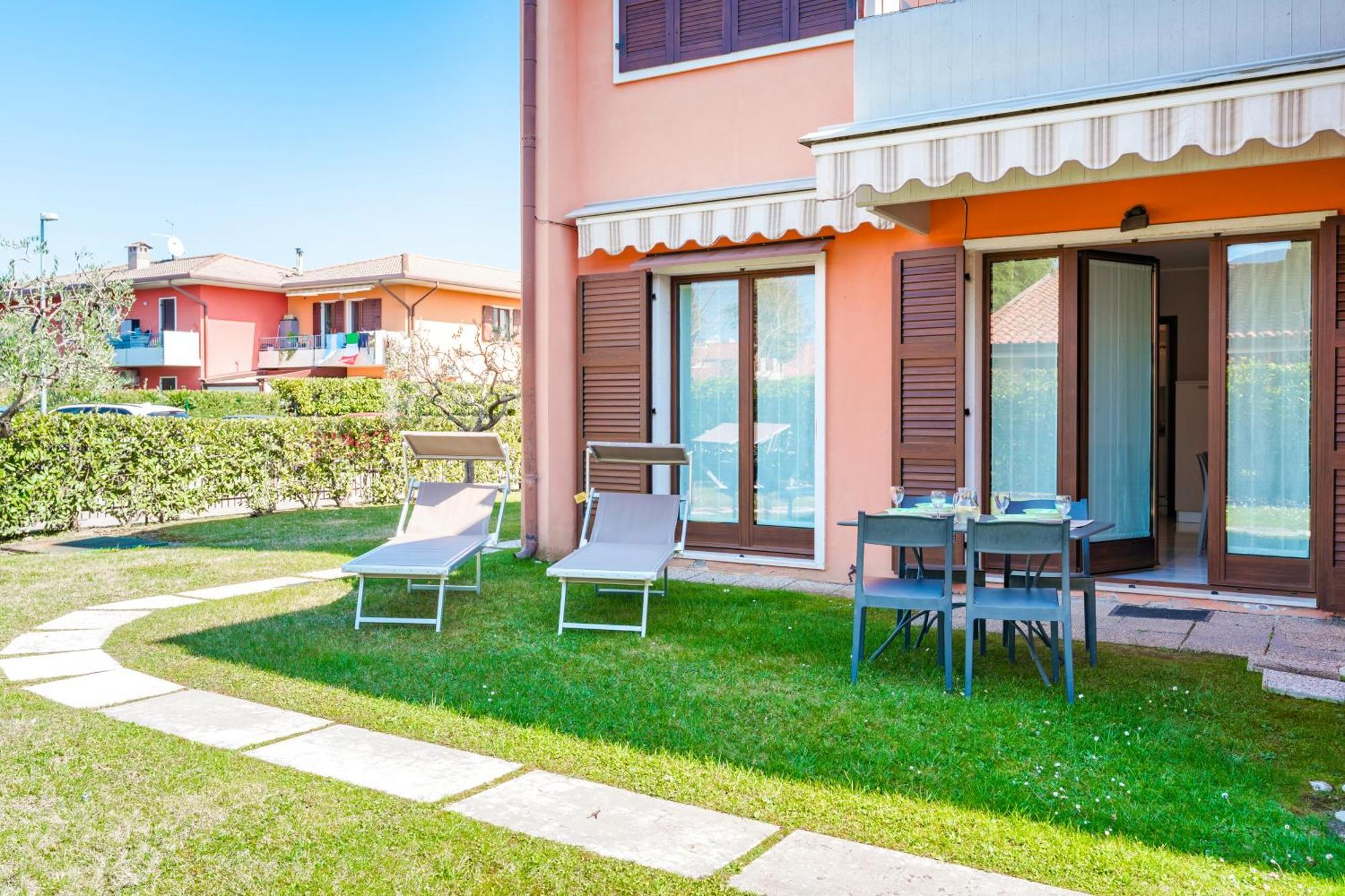 Apartments Blitz - Regarda Travel Lazise Exterior photo